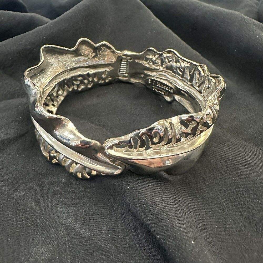 Vintage Joan Hornig J Hornig Silver Tone Sculptural Hinged Bangle Bracelet